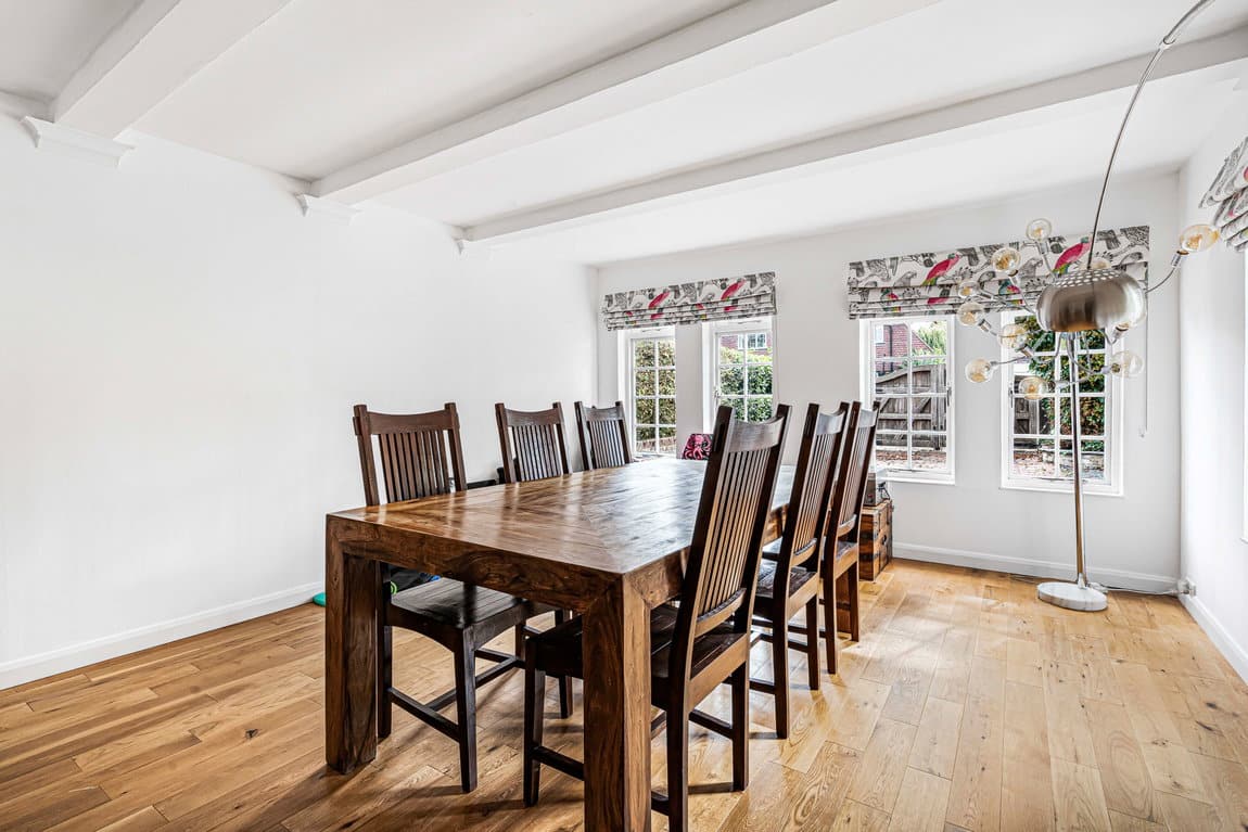 Wimblehurst Road, Horsham