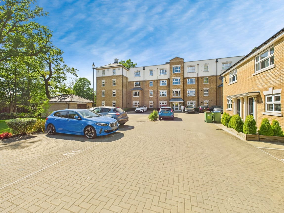 Timms Close, Horsham
